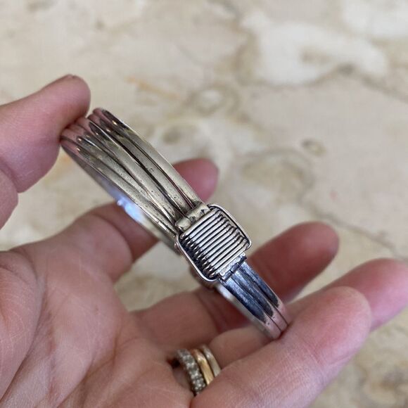 925 Sterling Silver Vintage 2 Knot 6 Strand Elephant Hair Style Bracelet - Picture 6 of 11